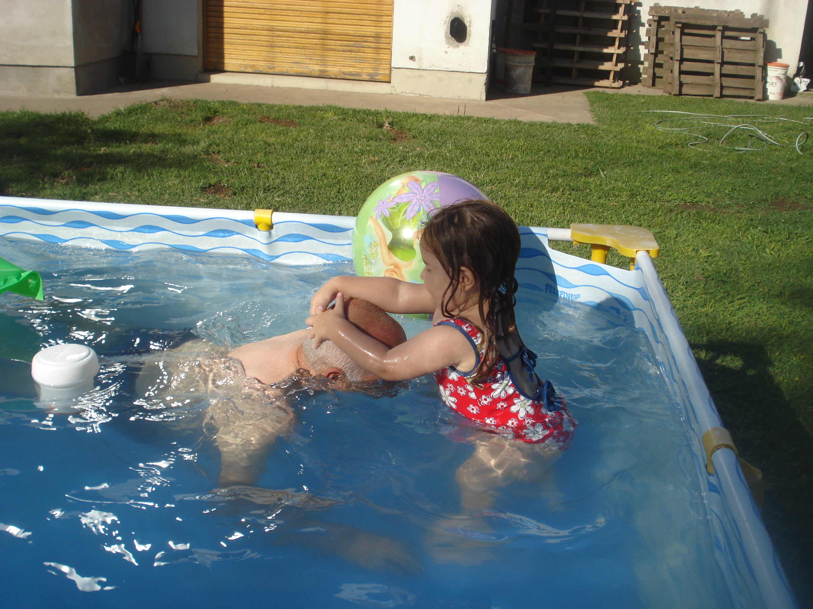 fotos/2012-12-24 - Navidad y pileta/DSC05038.JPG